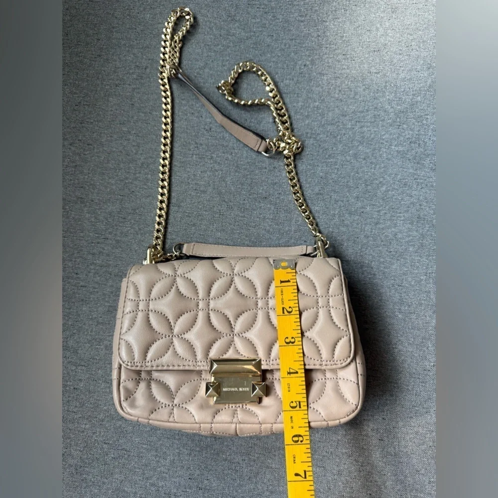 Michael Kors 30H8TSLL1T Small Sloan Leather Quilted Chain Link Shoulder Bag